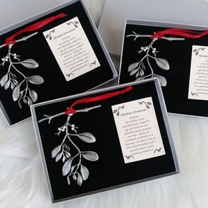Just in! Set of 3 NIB Pewter Mistletoe Ornaments